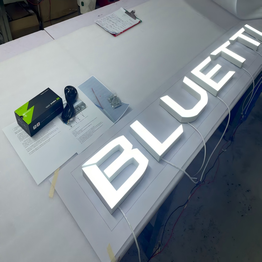 Targa con lettera a canale ill - Lighting Decor Company recensione e prezzo