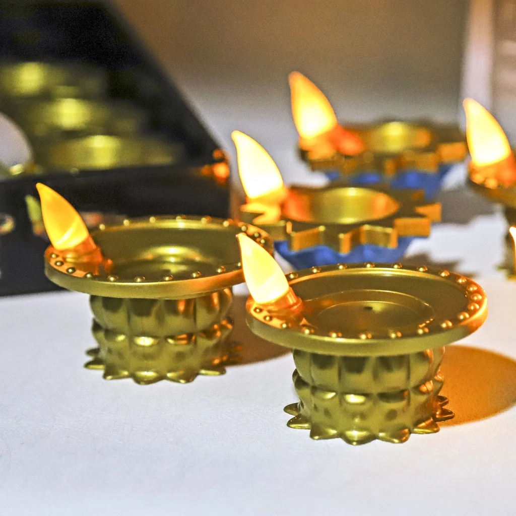 Lampada a candela a LED simula - Lighting Decoration For Diwali recensione e prezzo