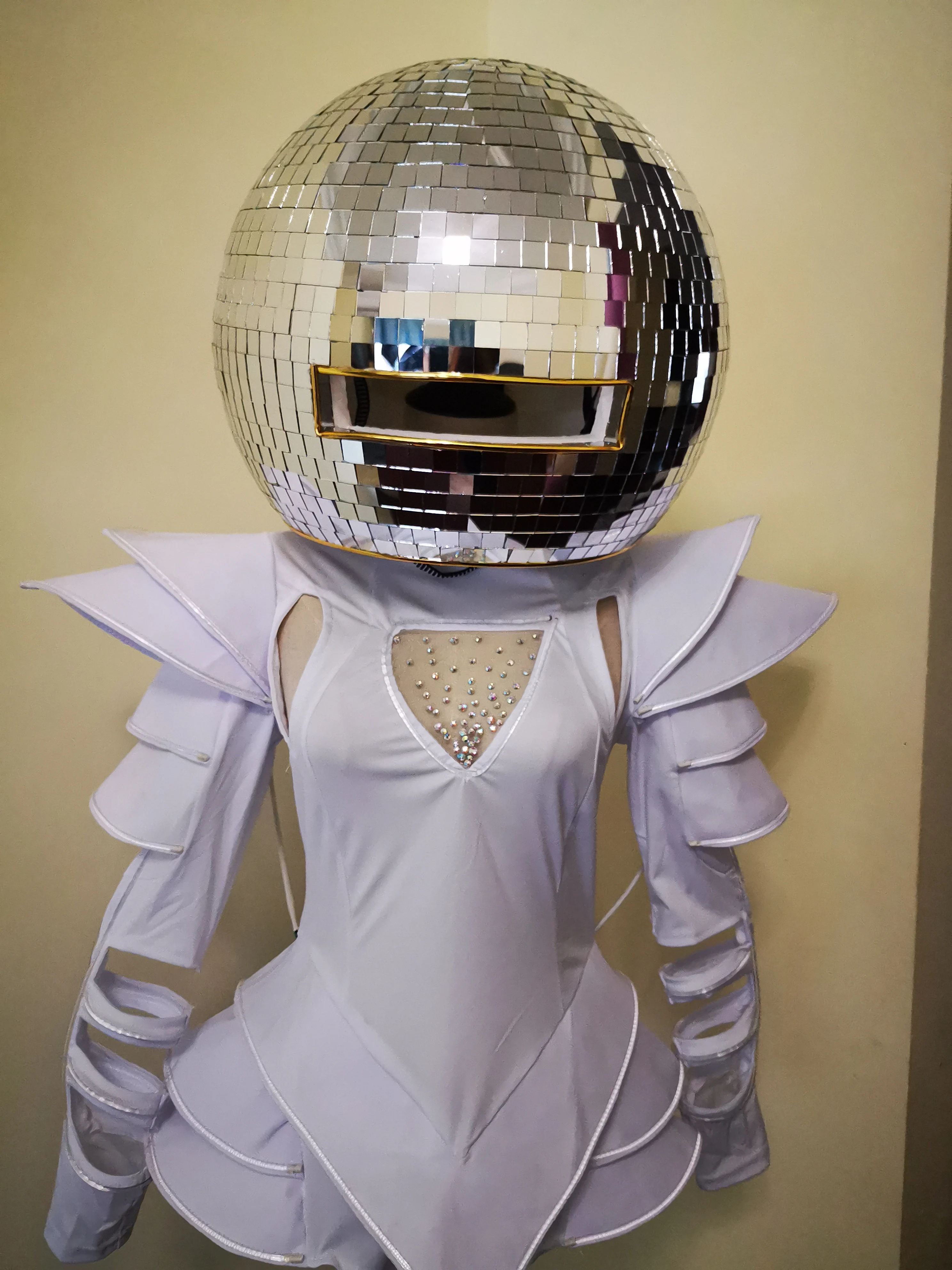 Caschi da discoteca con sfera  - Disco Ball Mirror recensione e prezzo